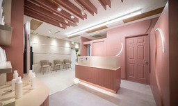 tocca hair&treatment 博多口店