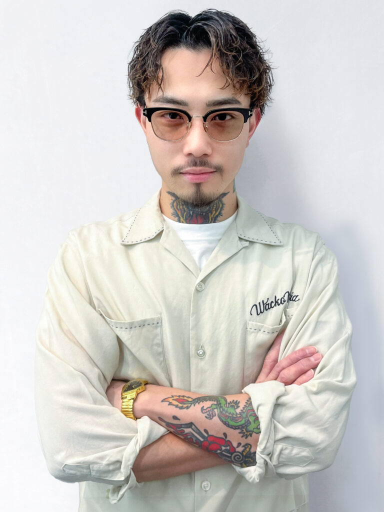 翼